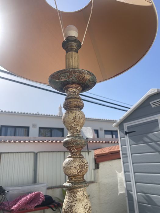 Candeeiro de pe vintage lindo…