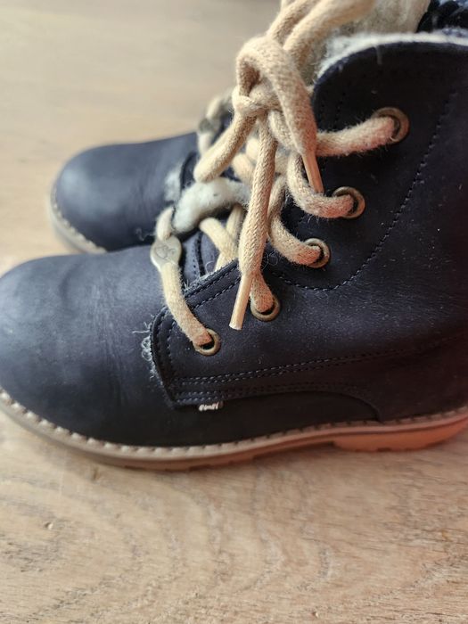 Przesliczne, skórzane. Buty Emel - trzewiki traperki ocieplane wełną.