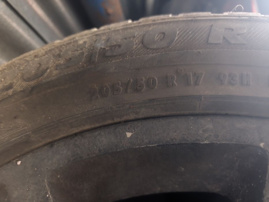 Jantes Ford com pneus
