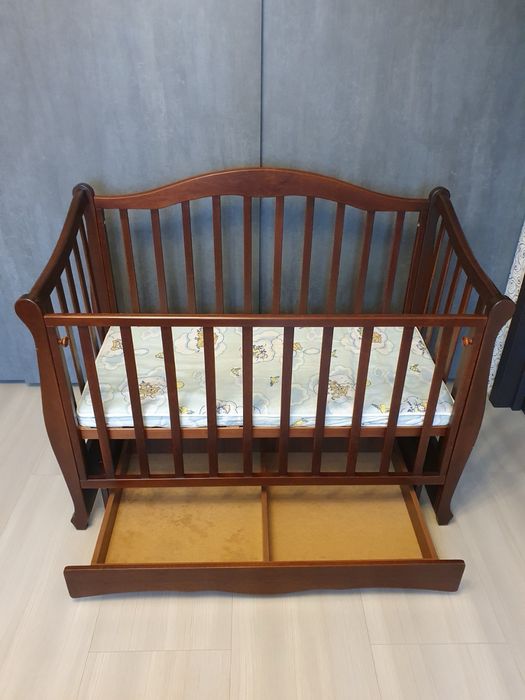 Дитяче ліжечко «Трія»