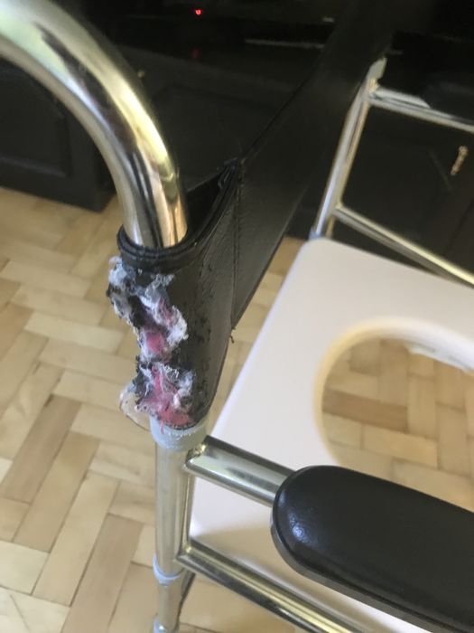 Стілець туалет крісло