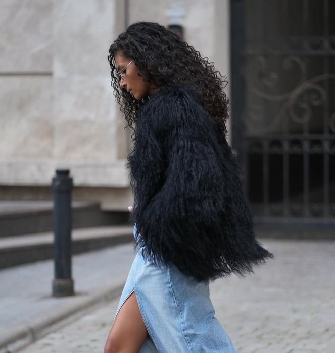 Шуба з натуральної лами