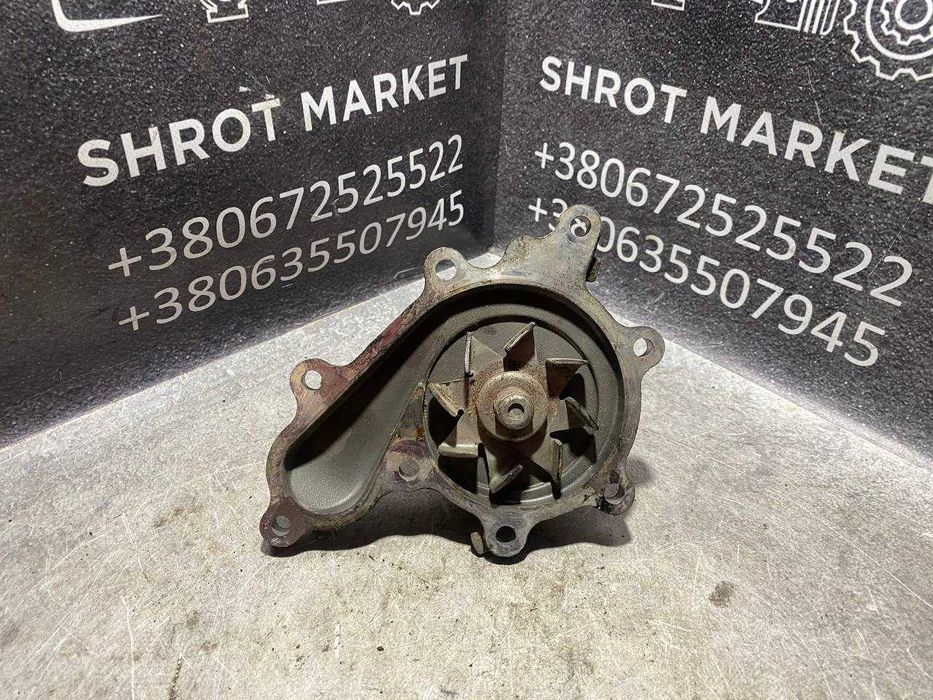 Водяний насос помпа системи охолодження Nissan Primera P12 2.2 dCi