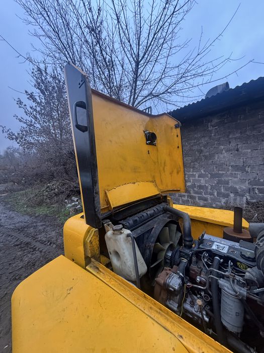 Продам вилочный погрузчик JSB 930