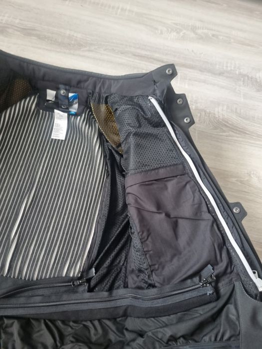 Nowa kurtka BMW Enduro Guard roz. 56 XL męska.
Wodoodporna wyposaż