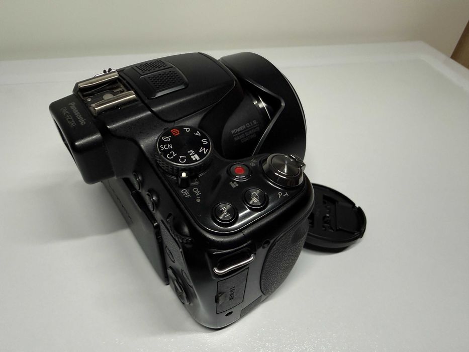 Panasonic Lumix FZ200