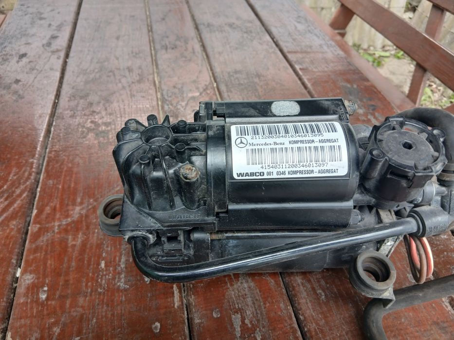 Компресор пневмопідвіски W211 , w220