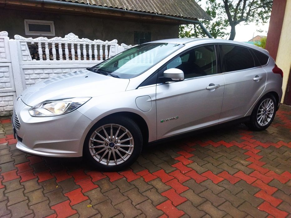 Ford Focus E-Lectric 2018 рік 33 кВт