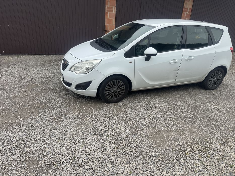 Opel Meriva B 1.4 benzyna