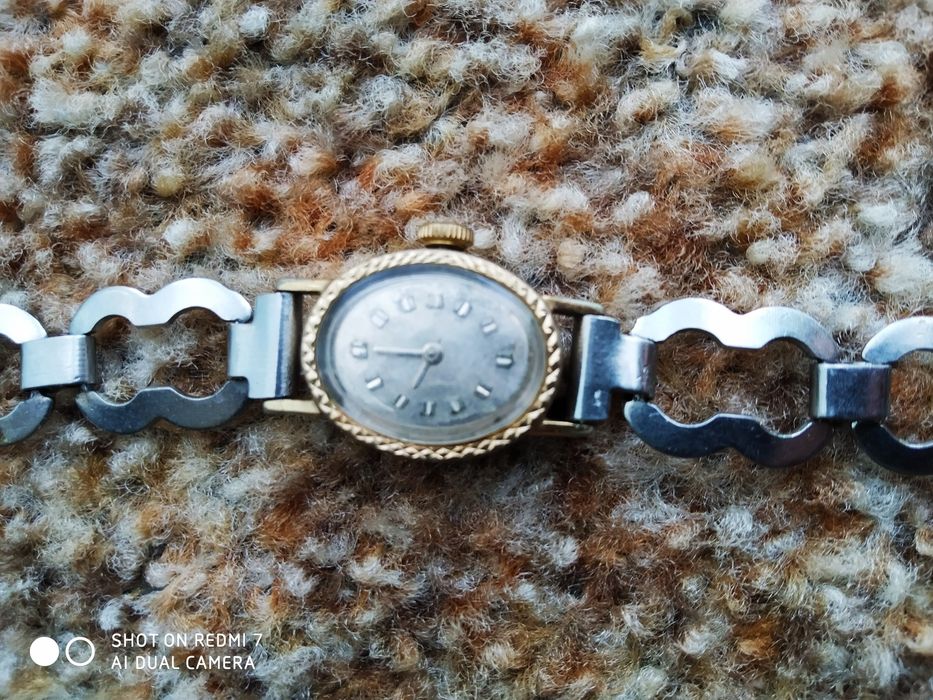 Женские часы "Чайка"