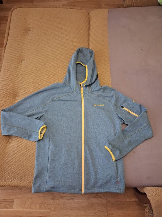 Кофта з капюшоном .