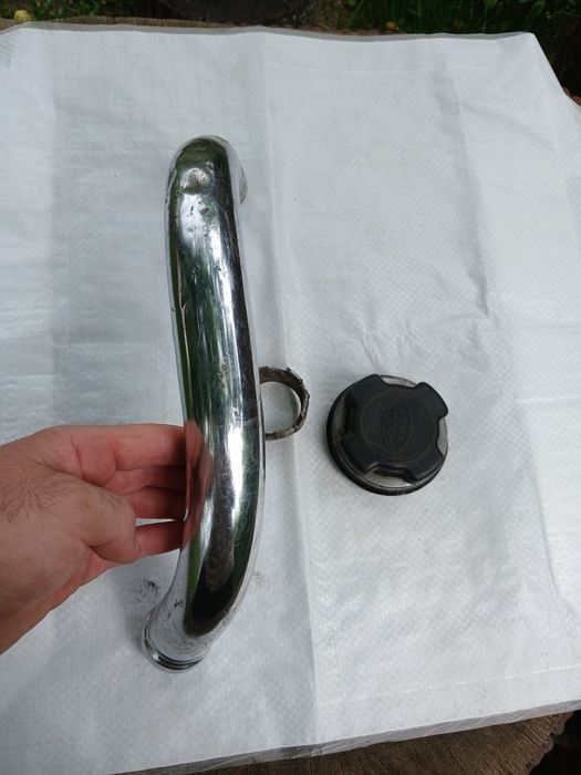 Коліно  мотоцикла  ЯВА