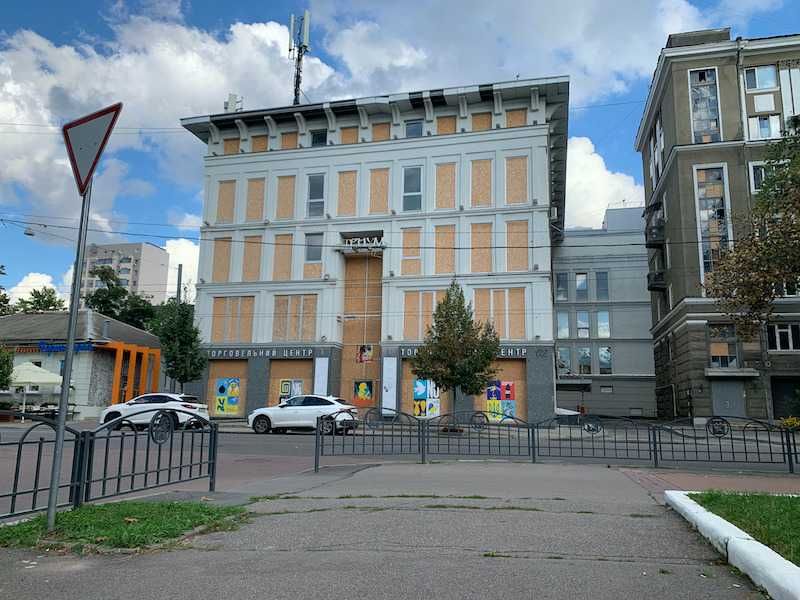 Аренда помещения офис 850 м2, м. Университет ул. Сумская 102, Харьков