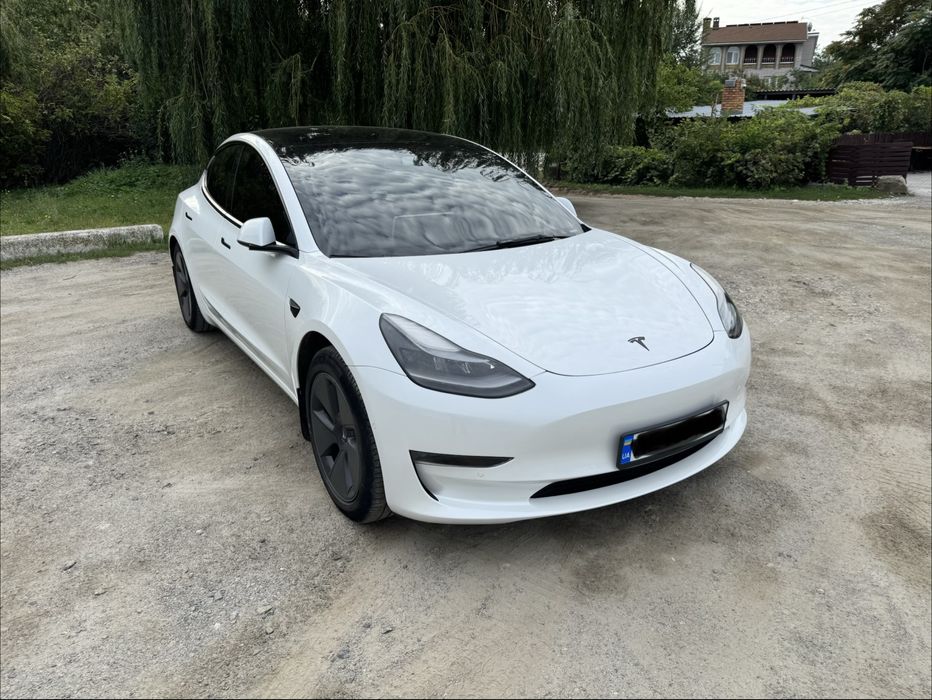 Tesla Model 3  Long Renge