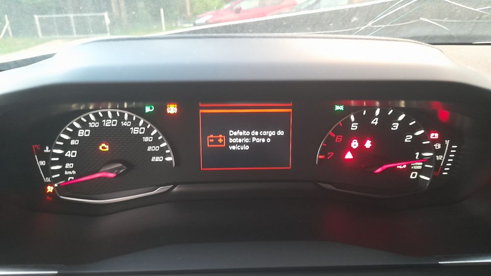 Peugeot 208 DIESEL  [2023] NACIONAL