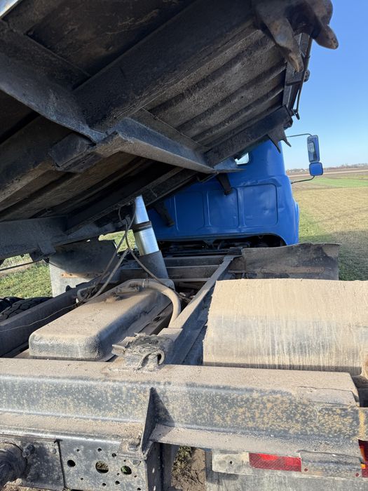 Продам зіл 130 самоскид