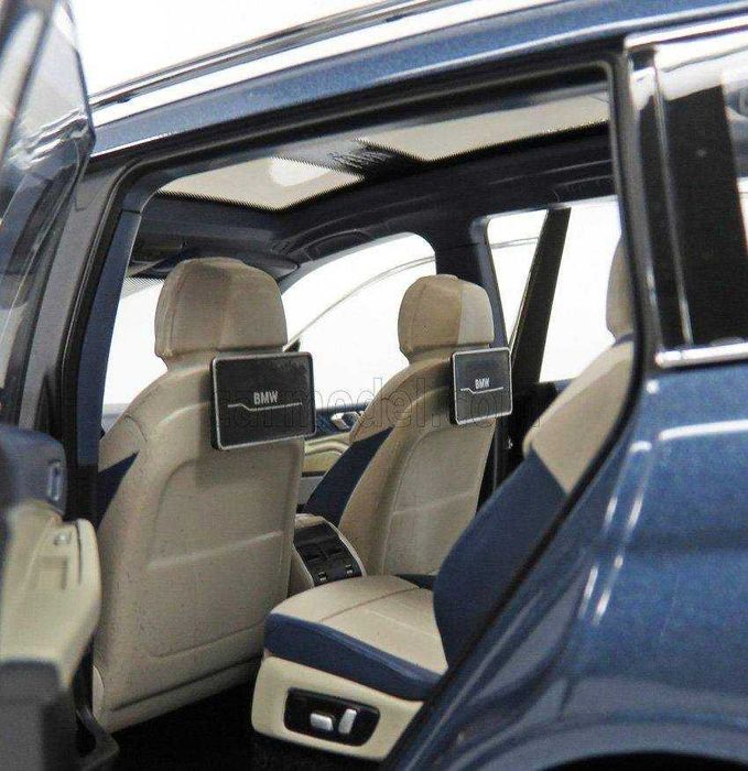 BMW X7 масштаб 1:18 от Norev, БМВ Х7 на подарок или в коллекцию