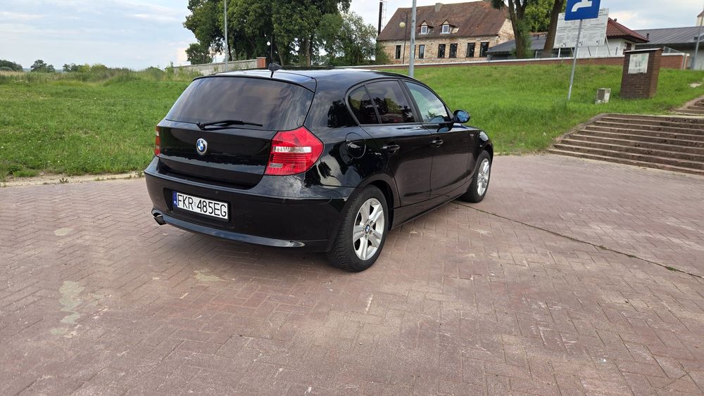 Sprzedam BMW E87 Seria 1  118d 143km