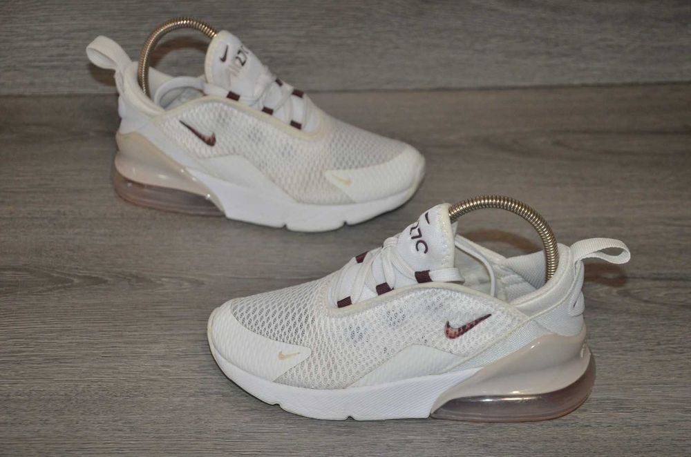 Продам кросівки Фірма NIKE.