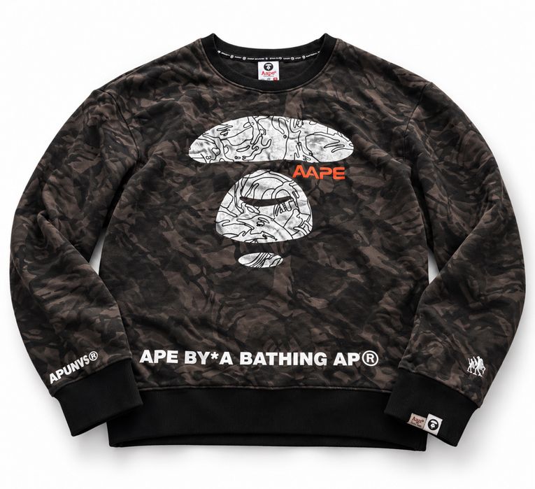 AAPE BY A BATHING APE — Camo Sweatshirt