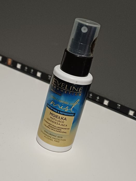Eveline Long-Lasting Mist Bio Kokos 50ml mgiełka matująco-odświeżająca