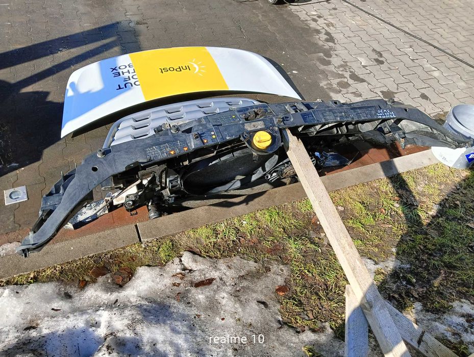Pas przedni chłodnice atrapa zderzak Renault Master III 2.3