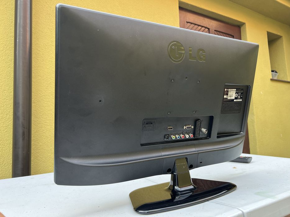 Telewizor LG 23.6 cali