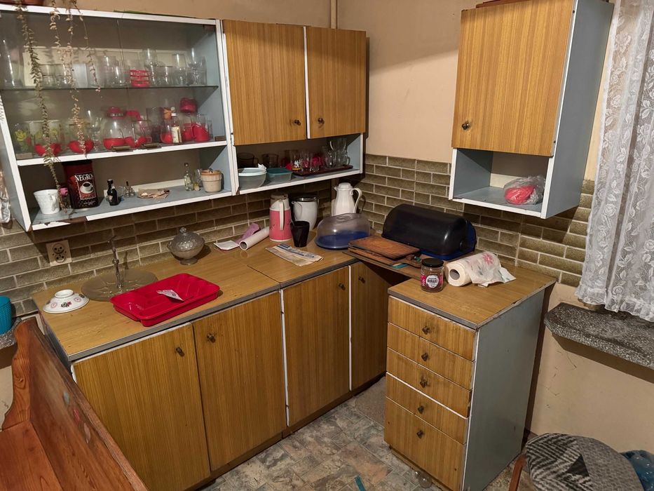Oddam duży zestaw mebli stylowych PRL regały szafy salon kuchnia