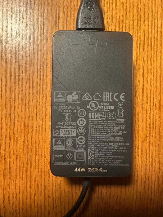 Surface Pro 6 i7 RAM 8GB  SSD 256 GB