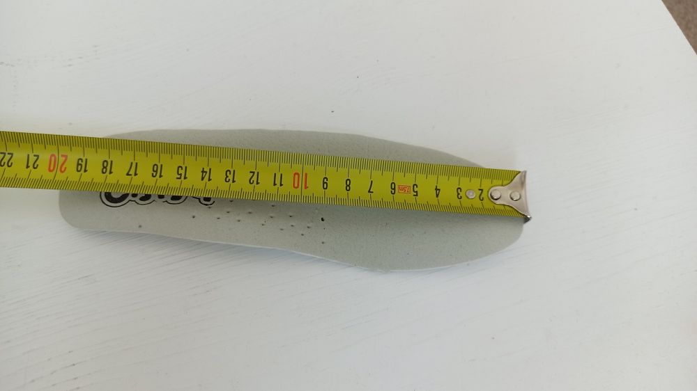 Мокасіни на танкетці, сліпони, кеди на високій підошві 20  см