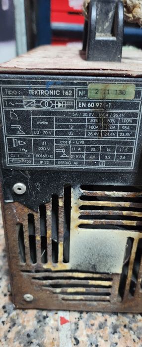 Máquina de soldar tektronic 162 A  220v  . Soldar bem ,lectrodo e tig
