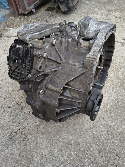 Automatyczna skrzynia biegów DSG 7-stopniowa biegów  DSG  automatyczna skrzynia biegów DSG