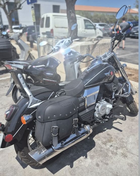 Moto UM Renegade
Vendo m