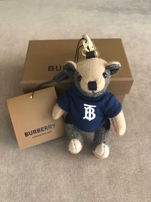 новый брелок / подвес Burberry