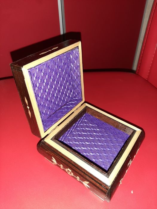 Шкатулки деревянные, ручная работа, пластиковая