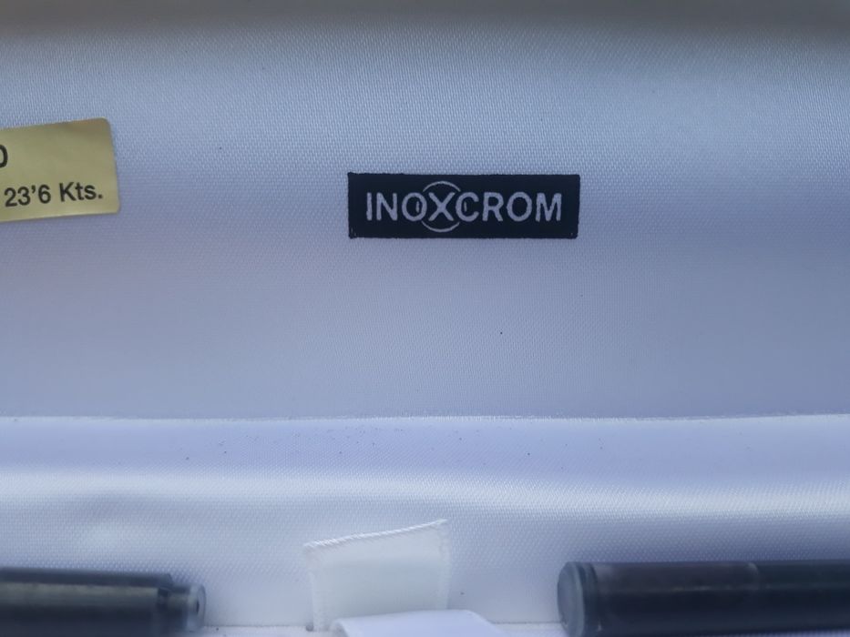 Продам набор  ручек-перо INOXCROM. Новый.