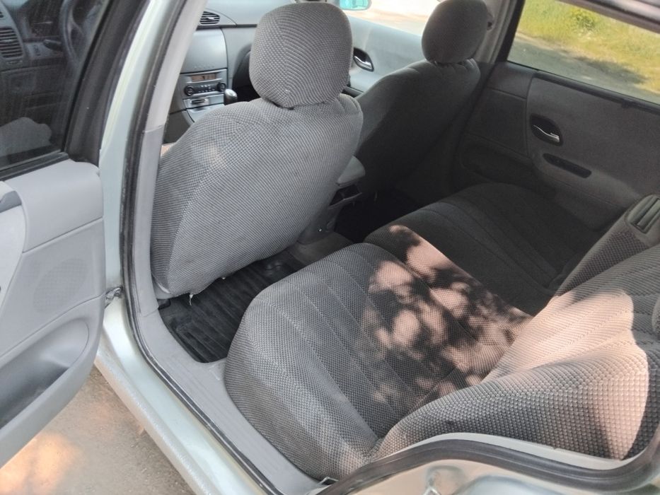 Renault Laguna 2 1.9 дизель 2002 г.в.