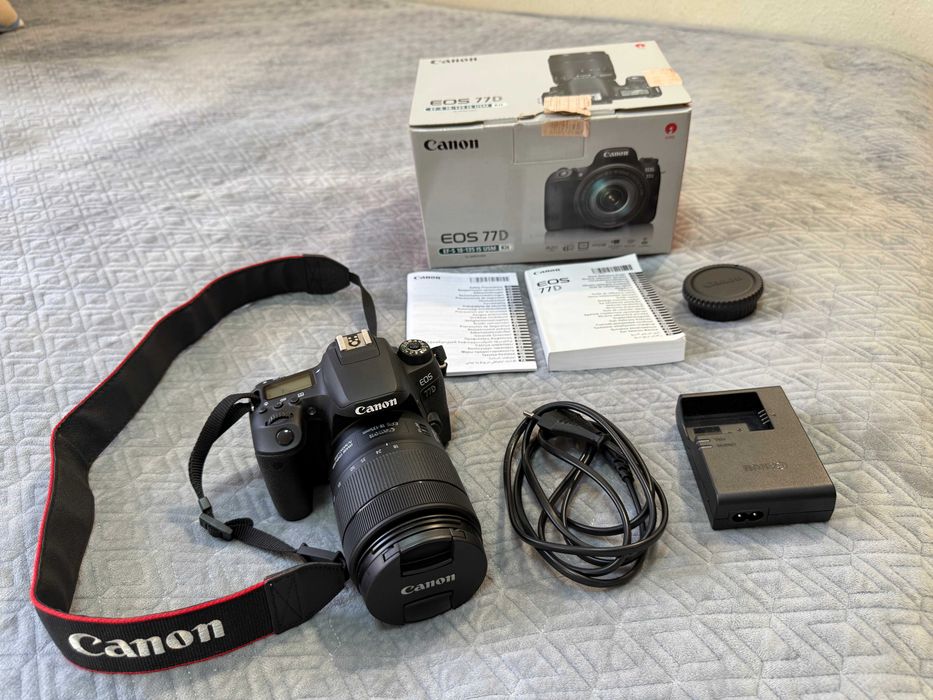Фотоапарат Canon EOS 77D EF-S 18-135mm IS USM Kit