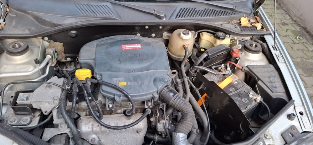 Renault Clio2  1.4 rocznik 1999