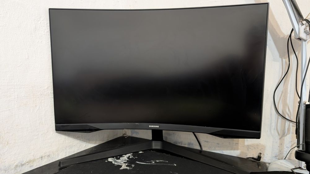 Монитор Samsung Odyssey G5 S27CG550EI 27" QHD 2K Gaming Monitor