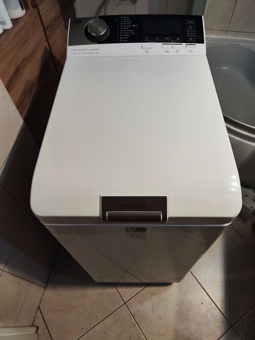 Sprzedam uszkodzona pralkę AEG Lavamat 7000 na części