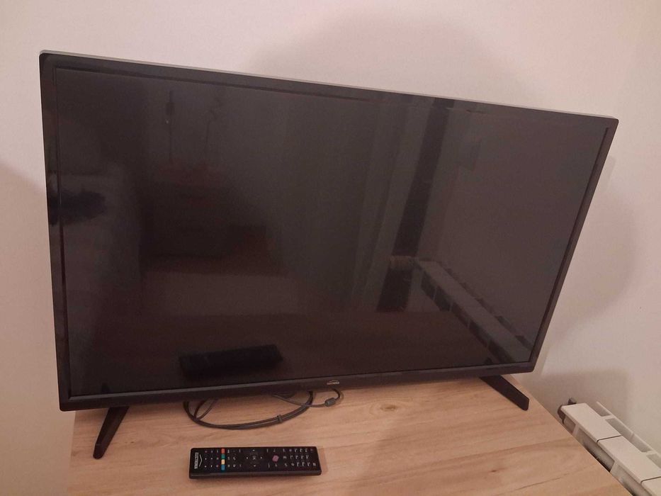TV Electronia 32" HD Ready – Excelente Estado – Comando Original