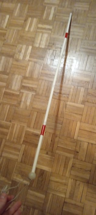 Laska niewidomego z metalu