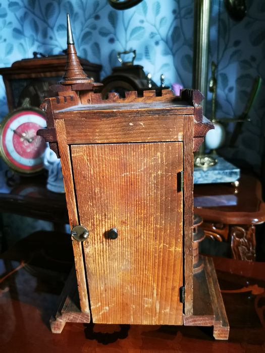 Настольные часы Замок