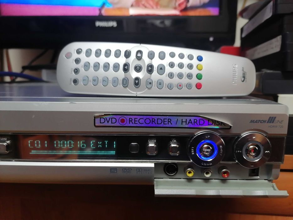 Nagrywarka PHILIPS HDRW 720 DVD Recorder/HDD 80GB Pilot
