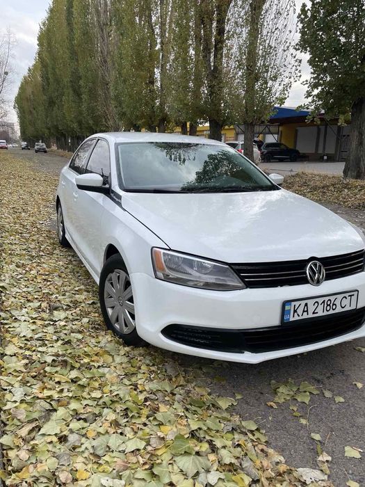 Оренда VW Jetta 2014 рік 4500 грн