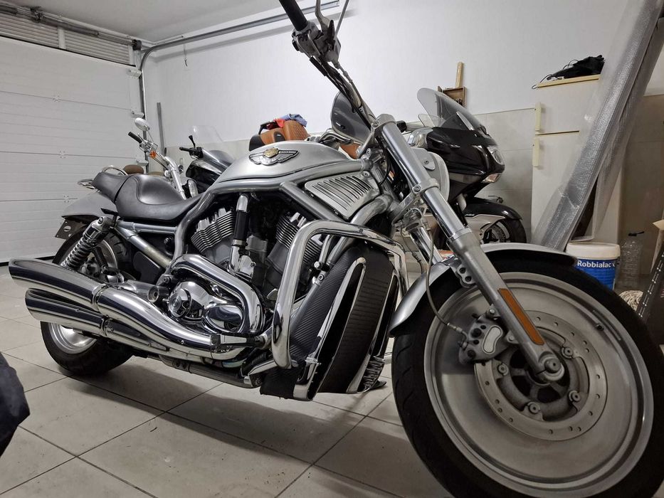 Harley Davidson VRod -100th Anniversary Special edition