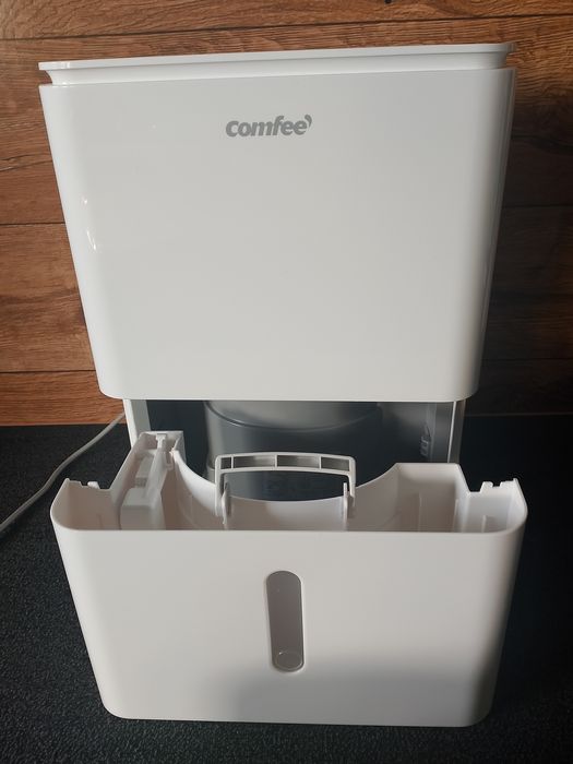Inteligentny Osuszacz Comfee Easy Dry – Wydajność i Technologia w Okaz