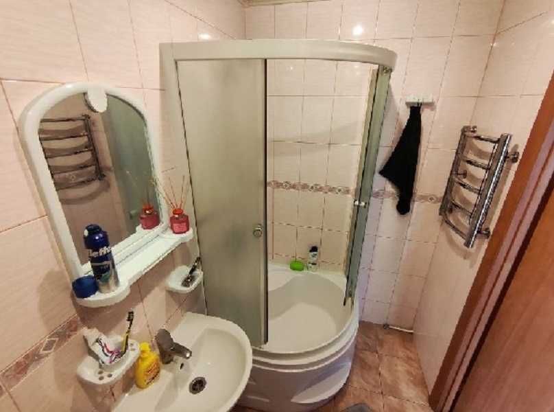 Продаётся 1 ком. кв. ул. Академика Александрова  на Осипке.