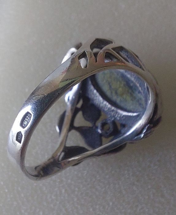 Серебряное кольцо. Проба 925.